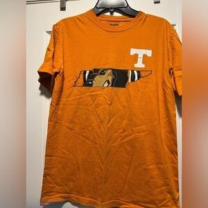 University of Tennesse Smokey T shirt. Orange. Size M